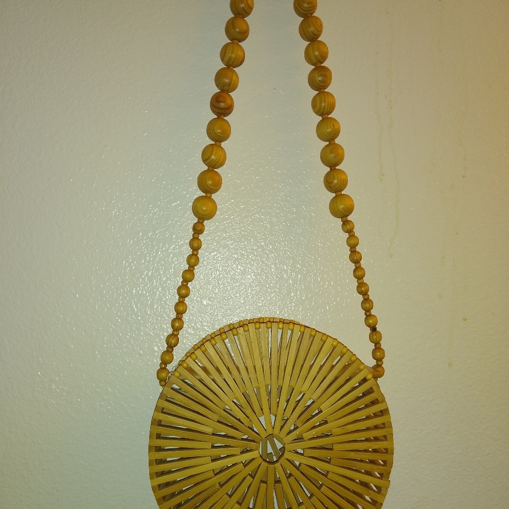 Bamboo Round Pirse